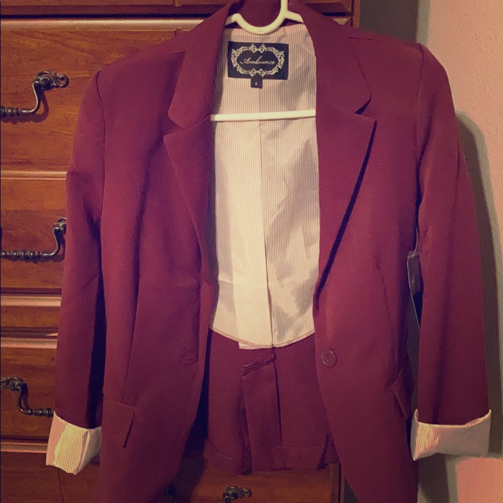 Burgendy blazer
